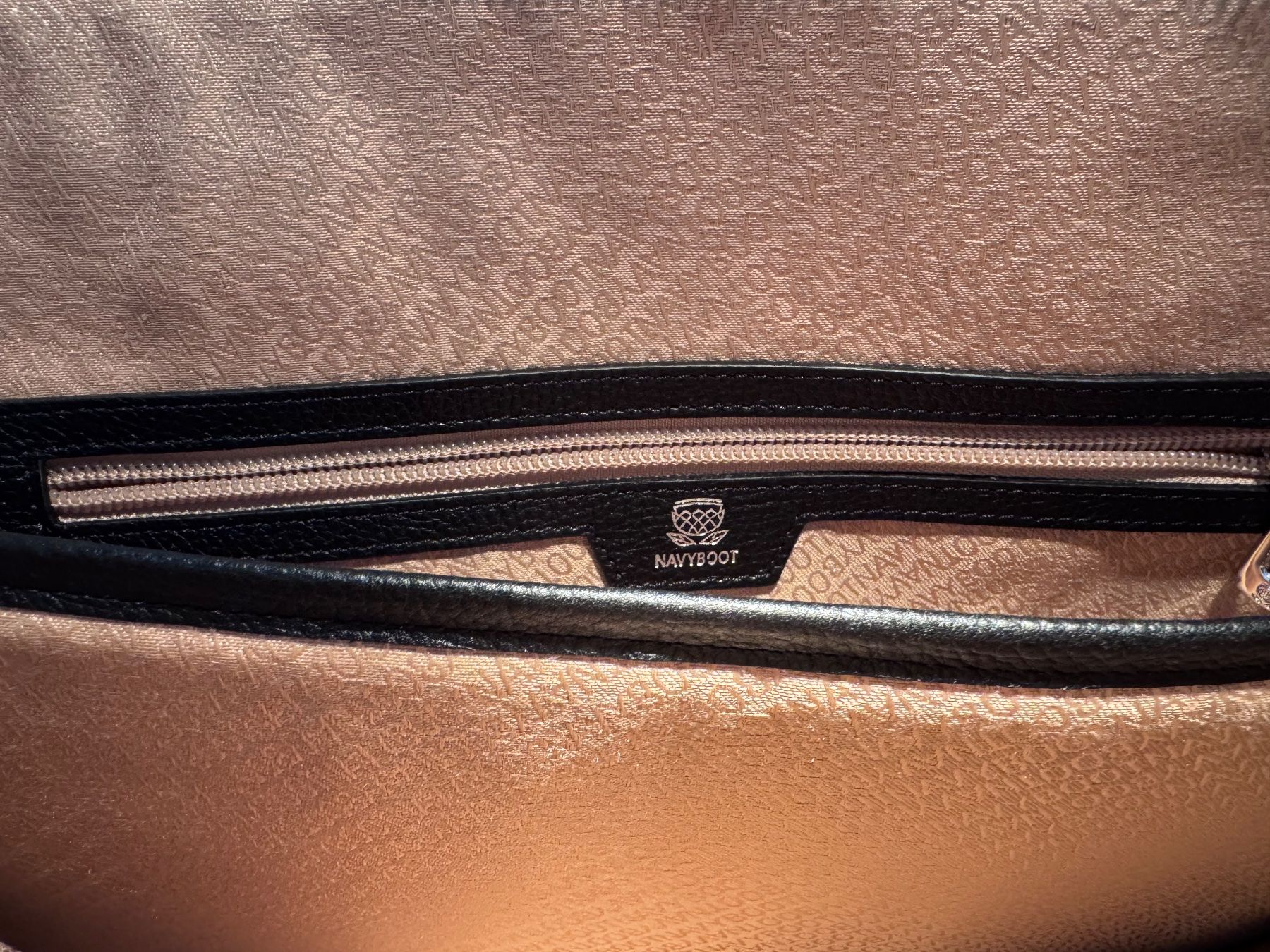 Navyboot Valises & Sacs: Navyboot Laptoptasche Leder schwarz neuwertig – D'occasion à Solothurn par Leopold2019 3