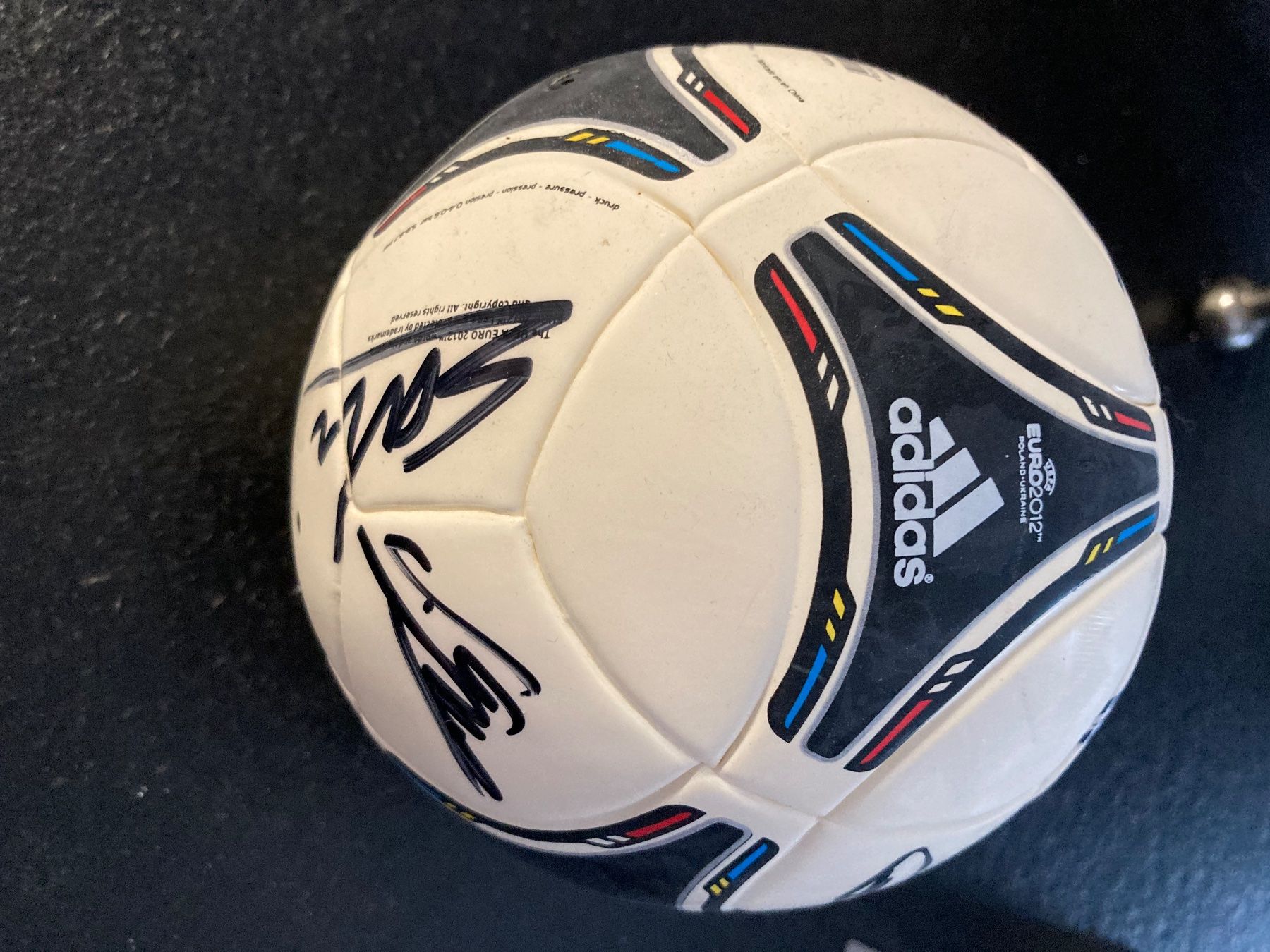 Autografi: Autogramme FC Basel Saison 2012/2013 Mini Tango Ball – Usato da Ziefen venduto da Dancer99 6