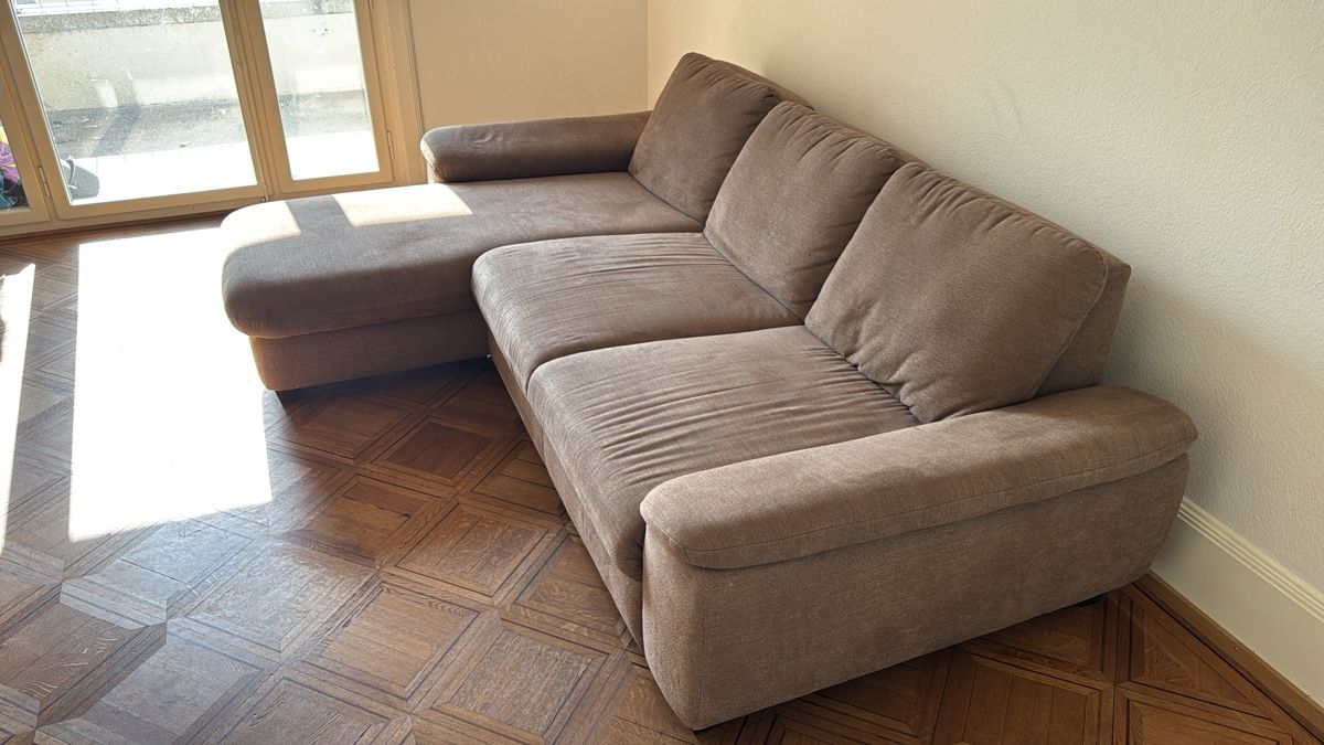 Divani: Braunes Ecksofa mit Schlaffunktion / ausziehbar – Usato da Zürich venduto da vinzenzwaelchli 2