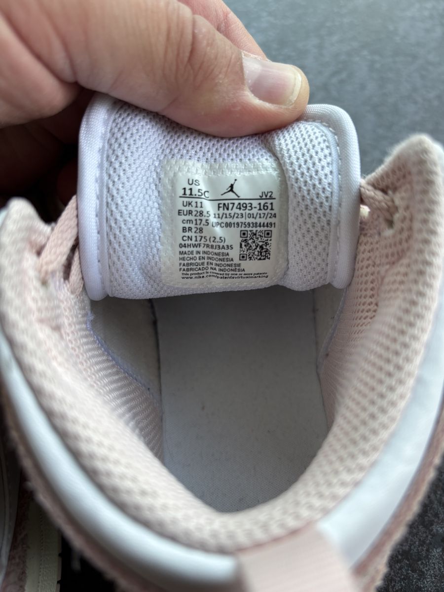 Jordan Scarpe per ragazze: Sneaker Nike Jordan Gr 28.5 – Usato da Muttenz venduto da dancas 3