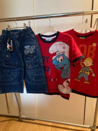 Gratis 2 T-Shirt + 1 Jeans Short, Gr.: 116/122, Neu