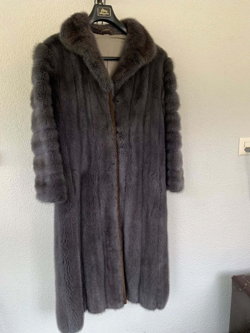 Nerz Manteaux: Nerzmantel blau Les Boutiques – D'occasion à Schübelbach par Hecht11. 1
