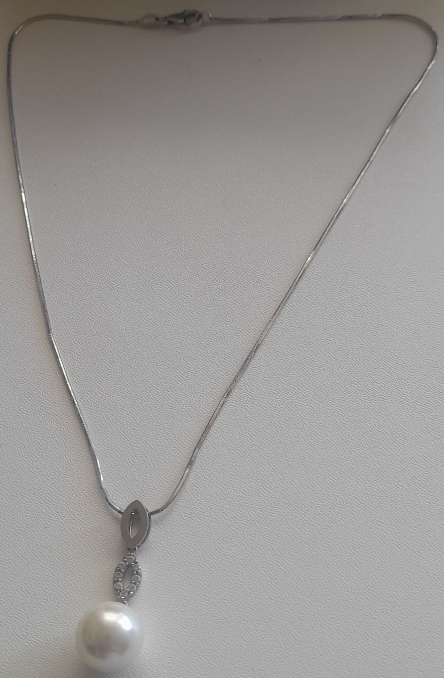 Ketten: Collier en argent 925,et Perle.  – Gebraucht aus Lausanne von Glam-Luxe
