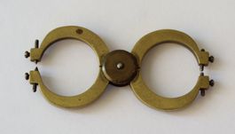 Altes Uhrmacherwerkzeug Rundlaufzirkel aus Metall