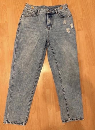 Coole Jeans mit Rissen, Grösse M, Acid Wash Look 👖