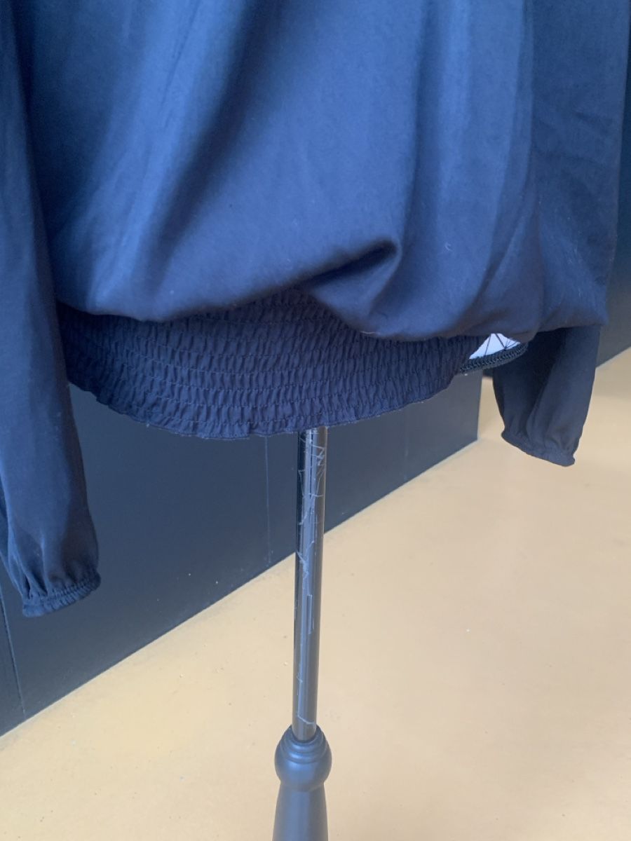Camicette: Carmen Bluse Gr.L – Usato da Rain venduto da 11. 1