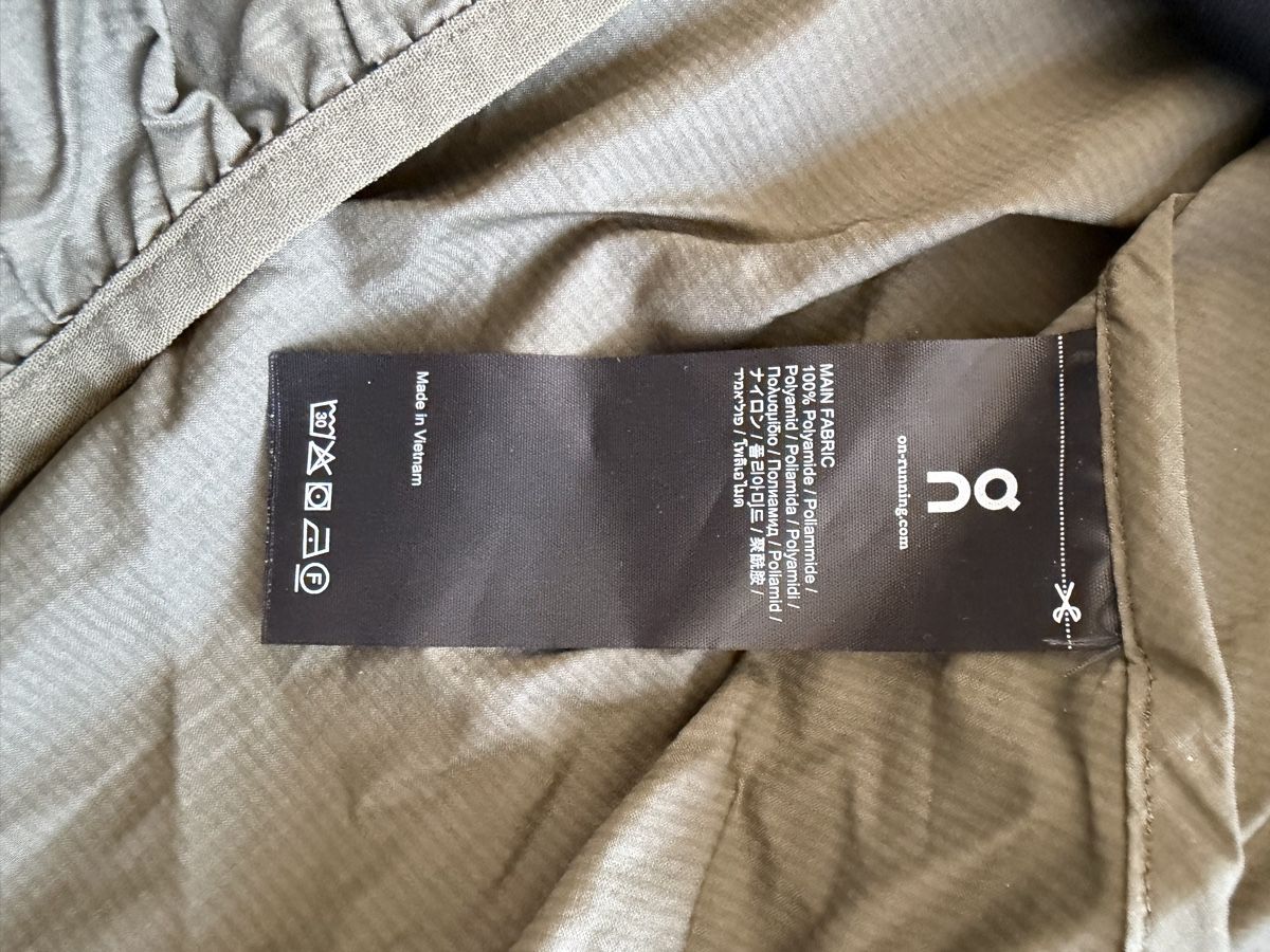 Vestes: On Active Jacket M - neu – Neuf (Voir description) à Zürich par z00mie 5