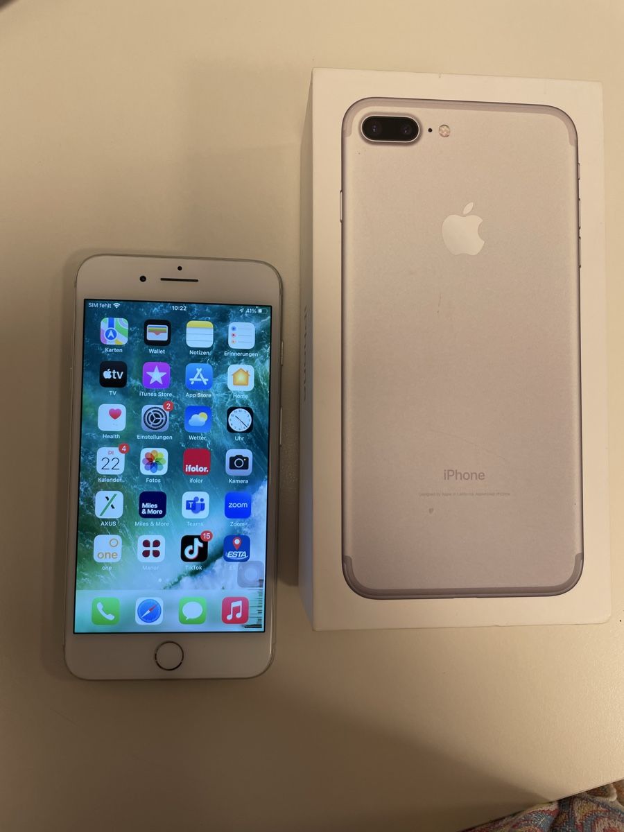 Apple Telefoni cellulari / Smartphones: Iphone, 128GB, silver, 7plus, einwandfrei – Nuovo (secondo la descrizione) da Rothrist venduto da ilodj