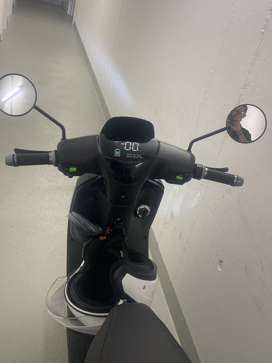 Scooter: Roller – Usato da Kloten venduto da provino1 2