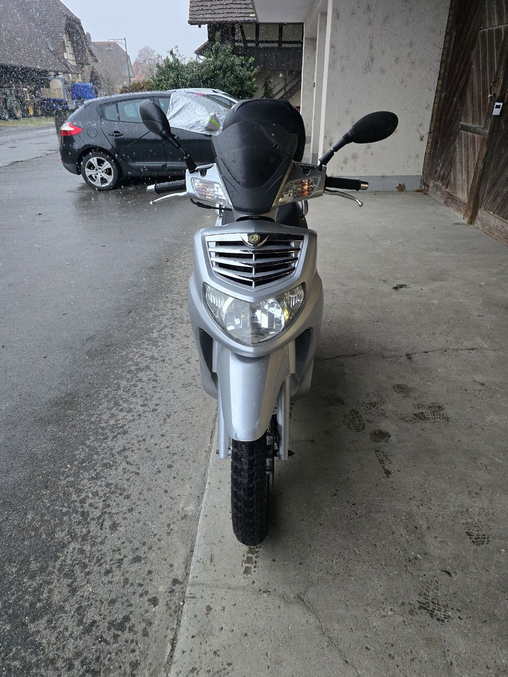 Sym Scooter: SYM HD 125 Mit MFK 11.25 – Usato da Aarberg venduto da 2002stefan 1