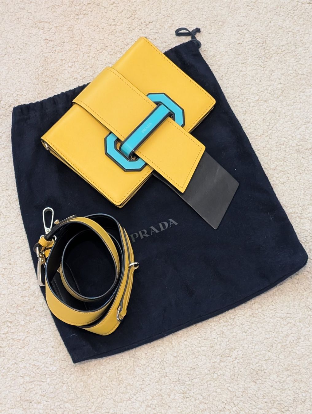 Borse da donna: PRADA Handtasche – Usato da Zürich venduto da Elena_N