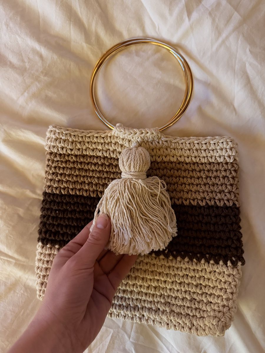 Borse da donna: Crochet Summer Bag with Gold Handles – Nuovo (secondo la descrizione) da Zürich venduto da BettinaMarie2308 1