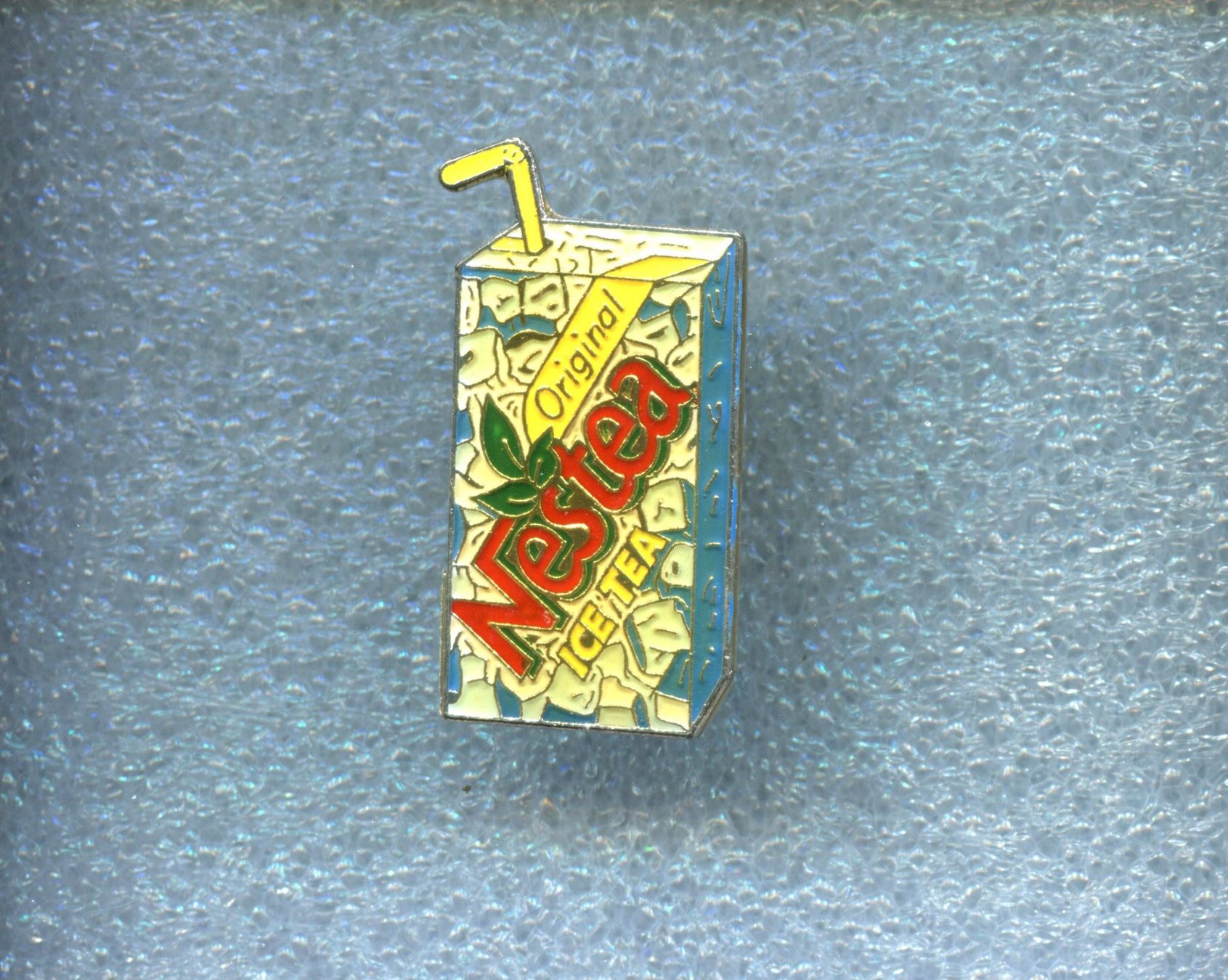 Placchette & Badge: Nestea  Ice Tea – Usato da Winterthur venduto da Sammleroase