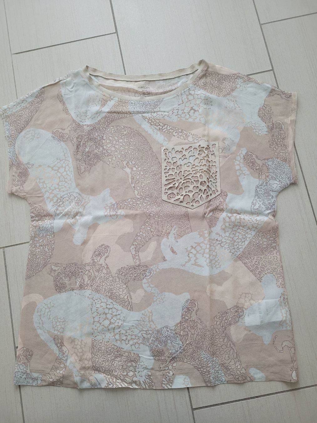 Marc Cain T-shirt: Marccain Shirt Size N3 – Usato da Berneck venduto da zauberfeee