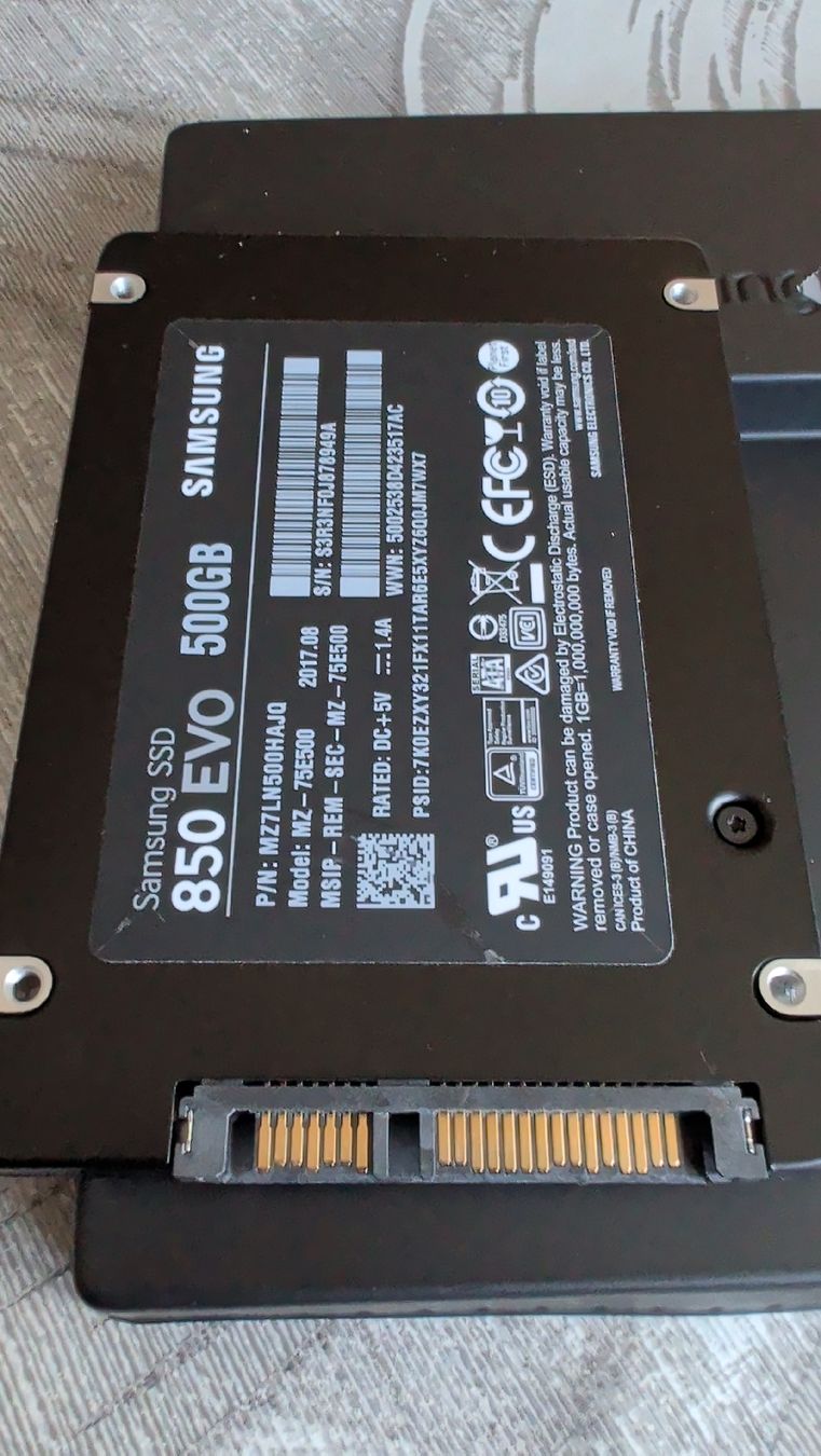 Samsung Dischi rigidi: SSD 500GB Samsung – Usato da Tobel venduto da Snicket 3
