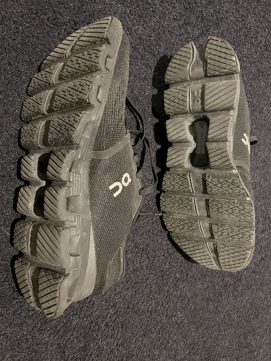 On Scarpe da uomo: On Schuhe Cloud X – Nuovo (secondo la descrizione) da Matzingen venduto da Bluamli 1