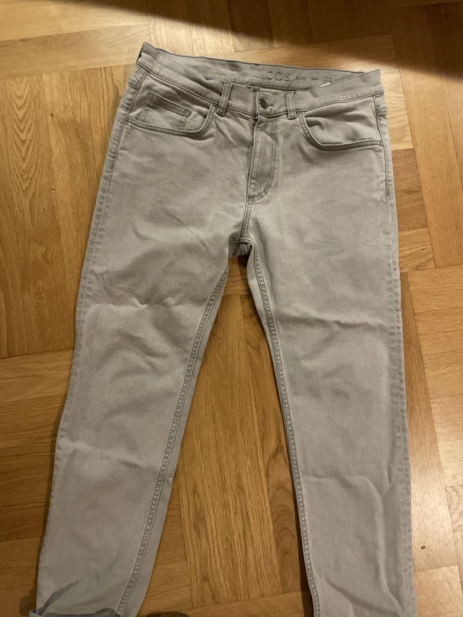 Cos Jeans: Jeans Cos Groesse 32/30 – Usato da Zürich venduto da sany20
