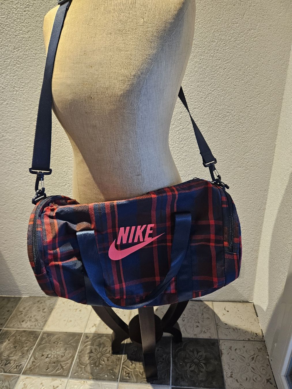 Borse: Sporttasche von Nike – Nuovo (secondo la descrizione) da Plasselb venduto da Mabischer