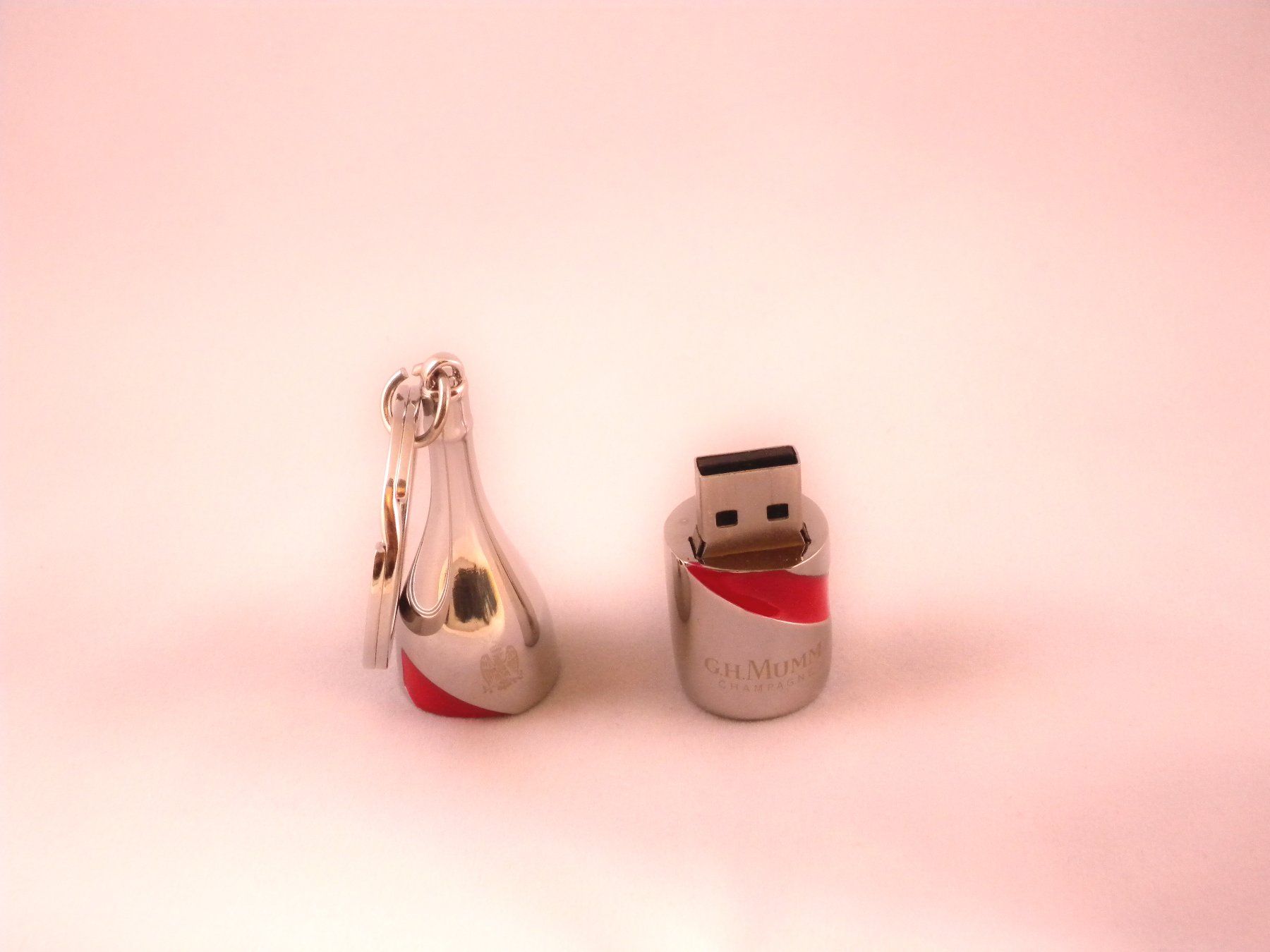 USB Sticks: G.H. Mumm Champagne USB-Stick – D'occasion à Gordola par ludens 1