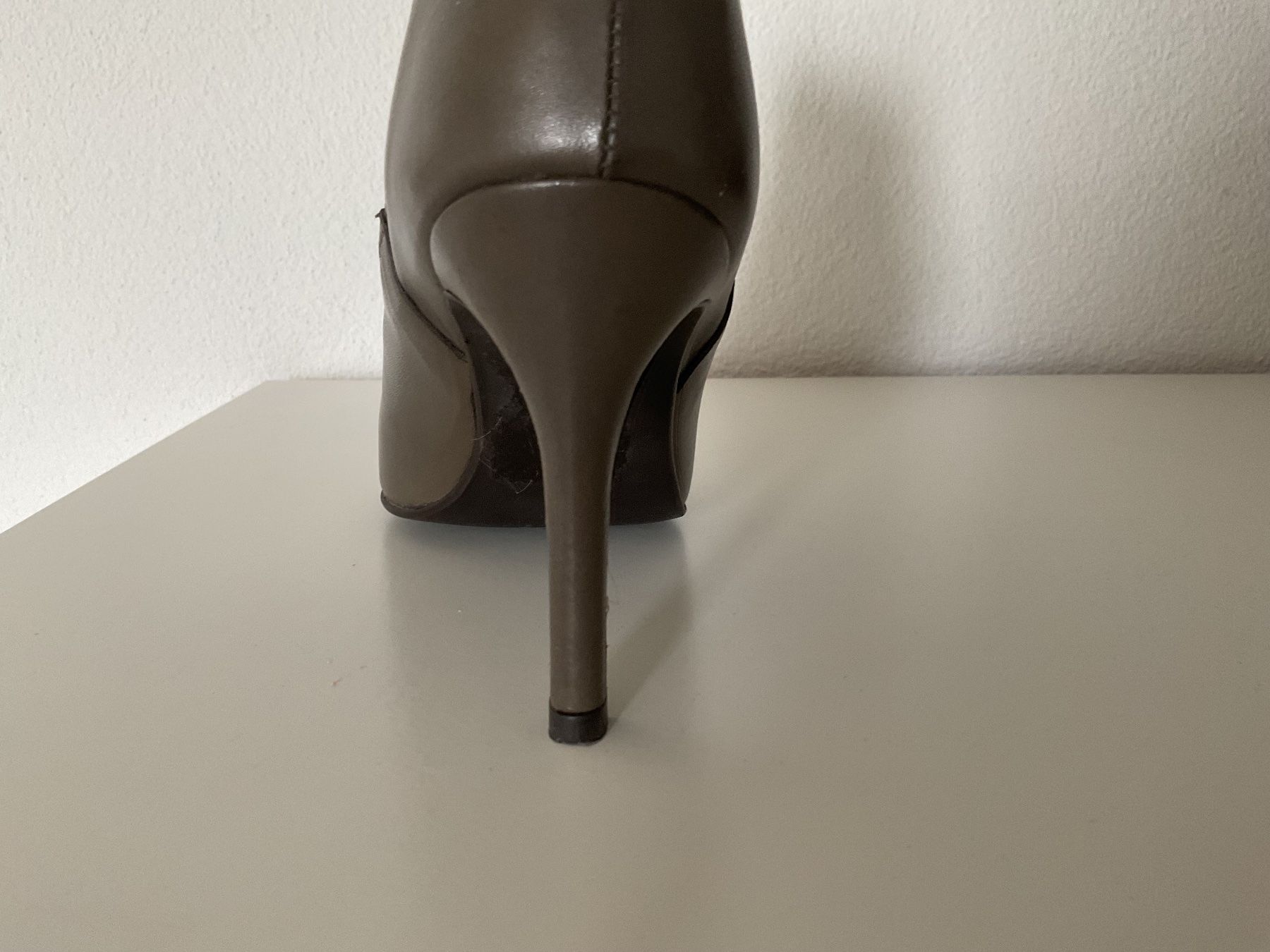 Damenschuhe: Stiefelette – Gebraucht aus Dübendorf von Mittwoch.2023 2
