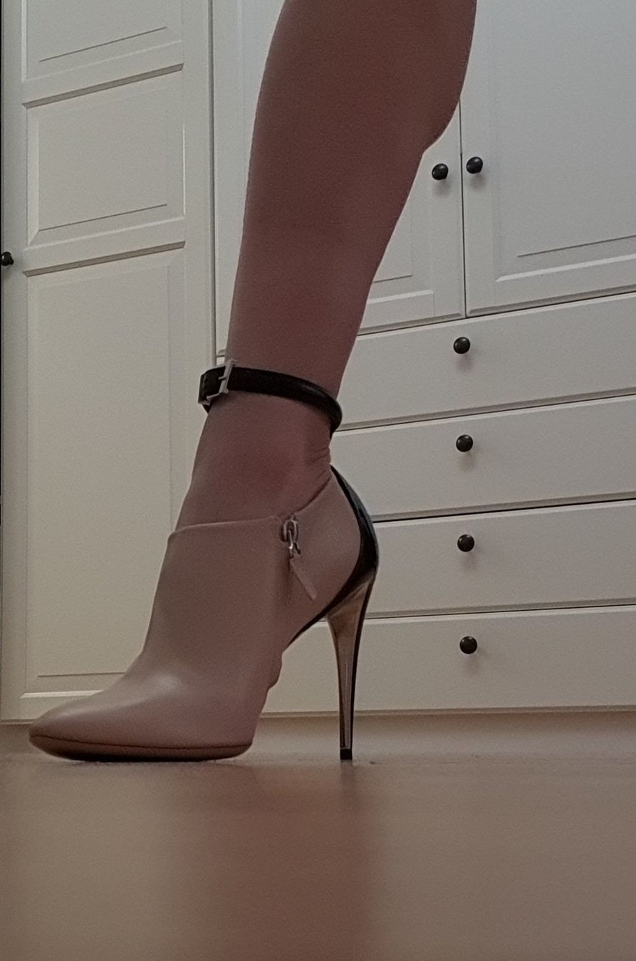 La Perla Damenschuhe: Damen Schuhe Gr.40/  Neu / La Perla – Neu und originalverpackt aus Wädenswil von sos_6vlx 3