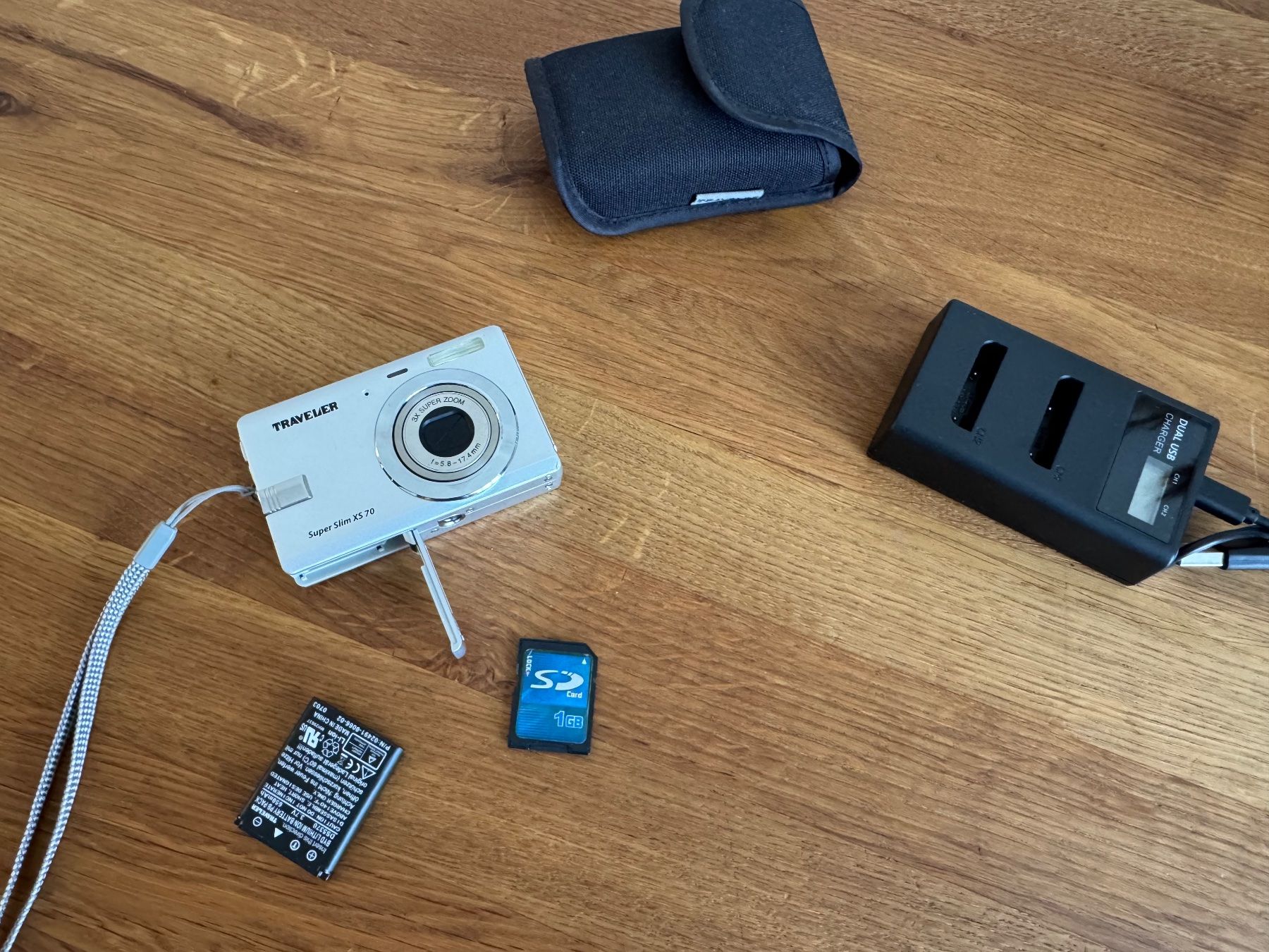 Fotocamera: TRAVELER Super Slim XS 70 – Usato da Frauenfeld venduto da mani.s 5