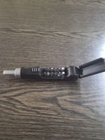 Neuwertiger Schraubenzieher mit Bits - Top Zustand!
