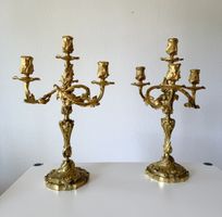 2 antike Girandolen, Louis XV-Stil. Bronze vergoldet.