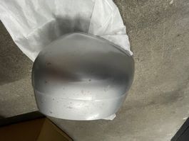 Volvo Haube rechts und links