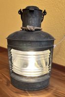 Grosse Schiffslaterne mit LED Beleuchtung 