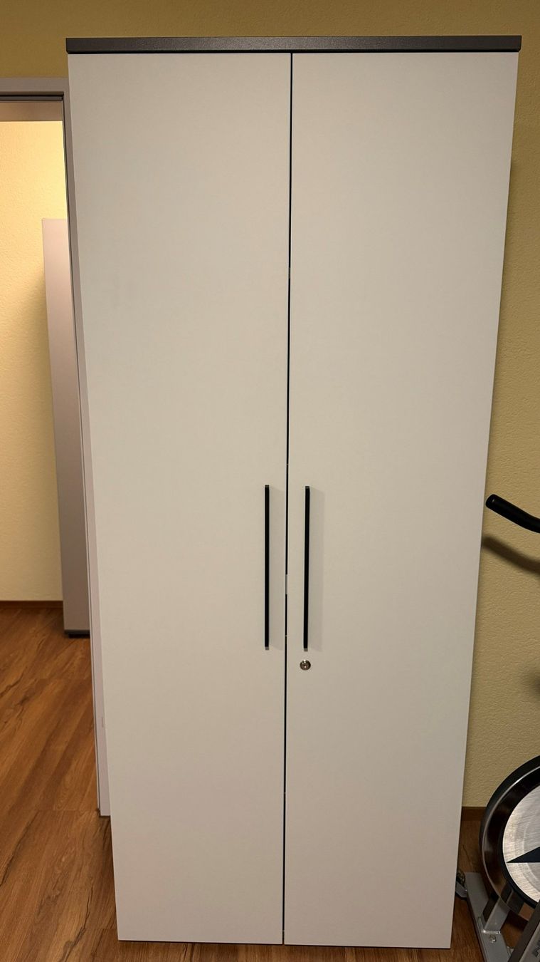 Pfister Armoires: Büroschrank – D'occasion à Ruswil par hamagu