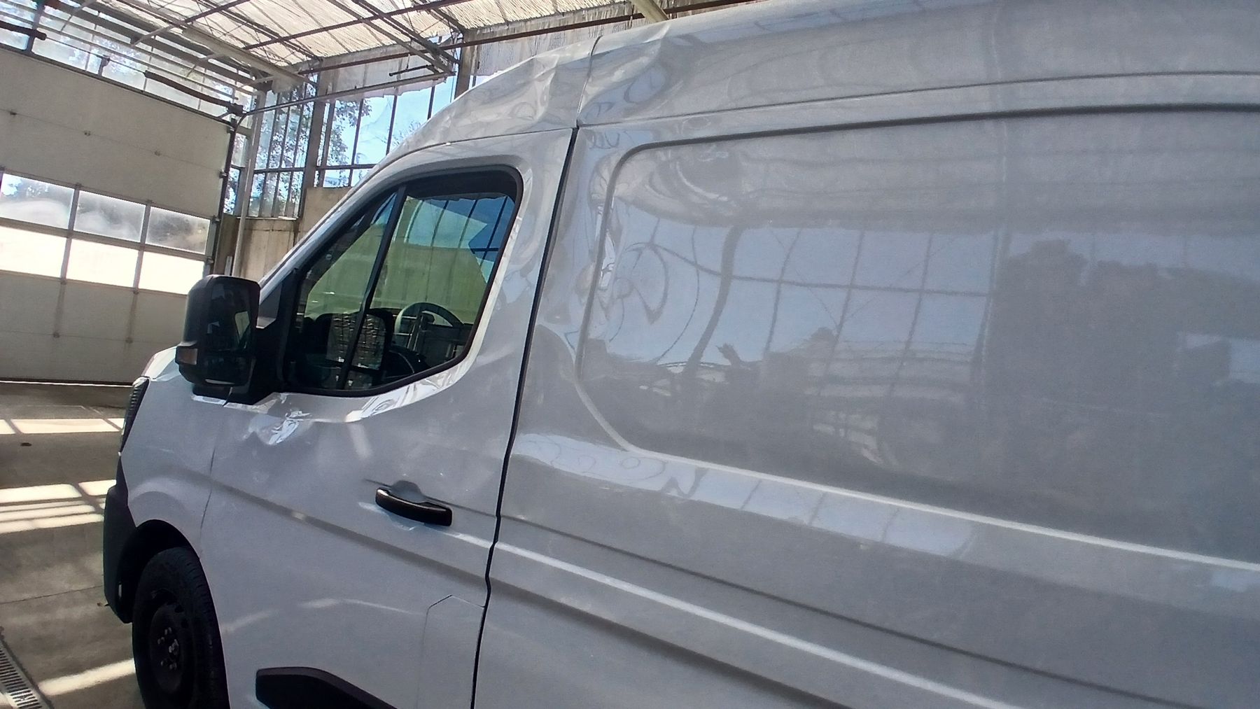 Renault Nutzfahrzeuge: Renault master  – Defekt aus Thörishaus von 8f44 4