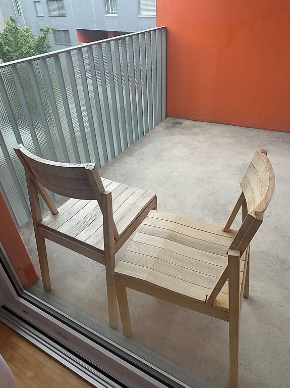 Tavoli: Holz Tisch mit 6 Stuhle – Usato da Buchs AG venduto da jen_x5n6 1