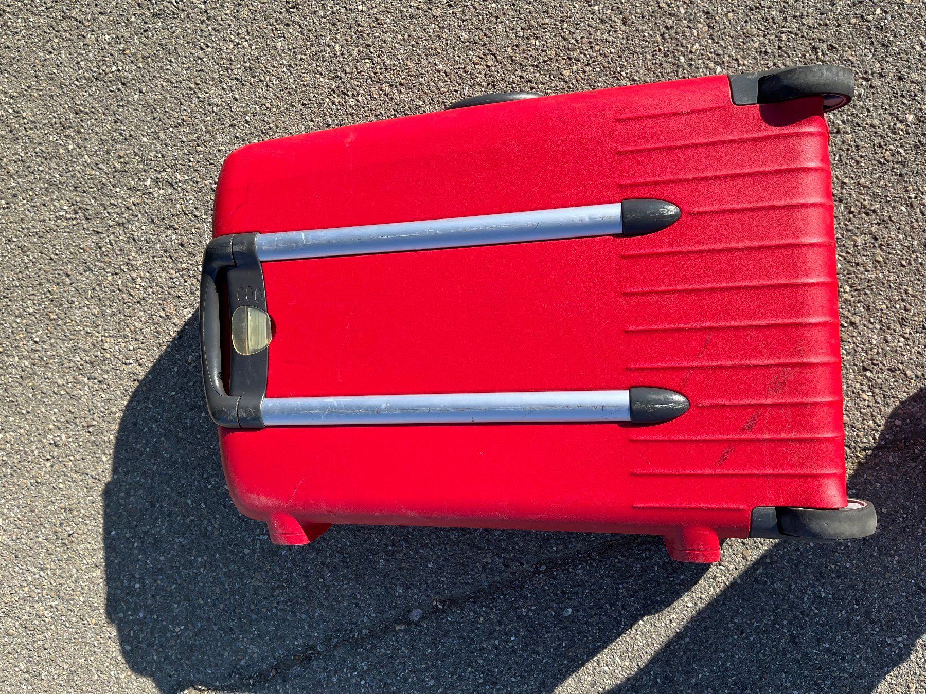 Samsonite Valigie: Samsonite S`Cure 75cm Reisekoffer rot – Usato da Baden venduto da Milou69 1