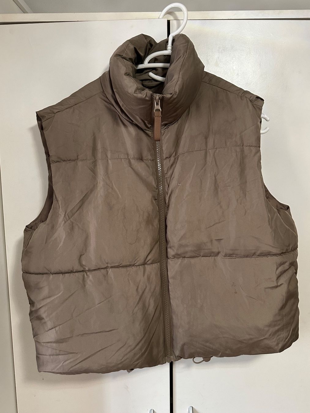 Gilet & Giacche senza maniche: Damen Steppweste Chicoree Outerwear Grösse M neuwertig – Usato da Schaan venduto da Hermine2018