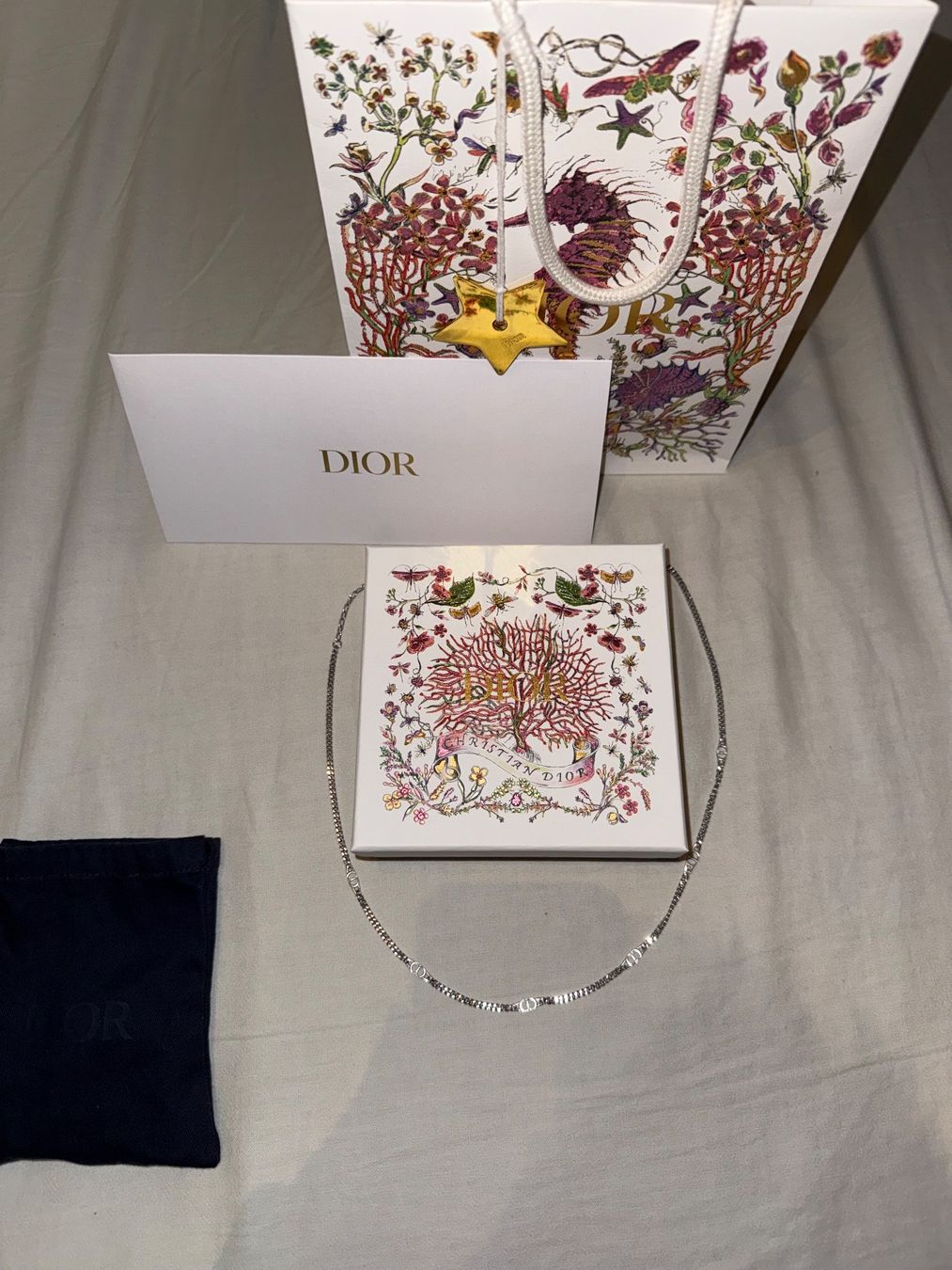 Dior Catenine: Dior Halskette – Nuovo e nell'imballaggio originale da Luzern venduto da E.H01