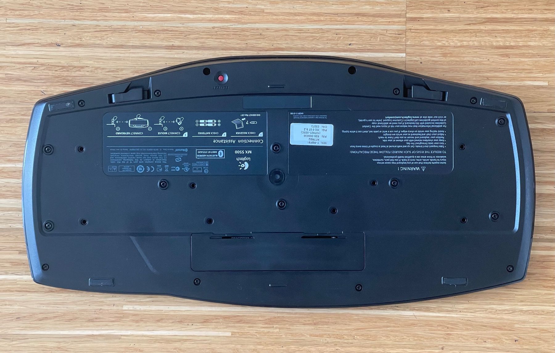 Logitech Tastaturen: Logitech wireless Keyboard and Mouse (Laser) – Gebraucht aus Glattbrugg von  1