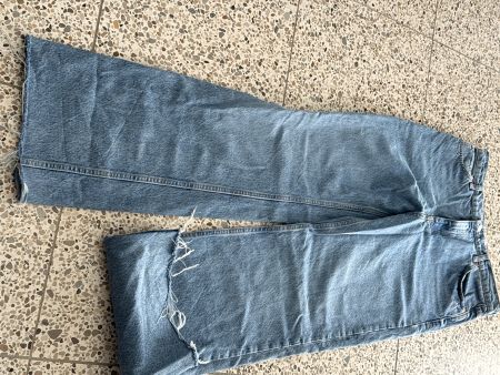 Zara Jeans Gr. 40 hellblau Schlaghose top Zustand!