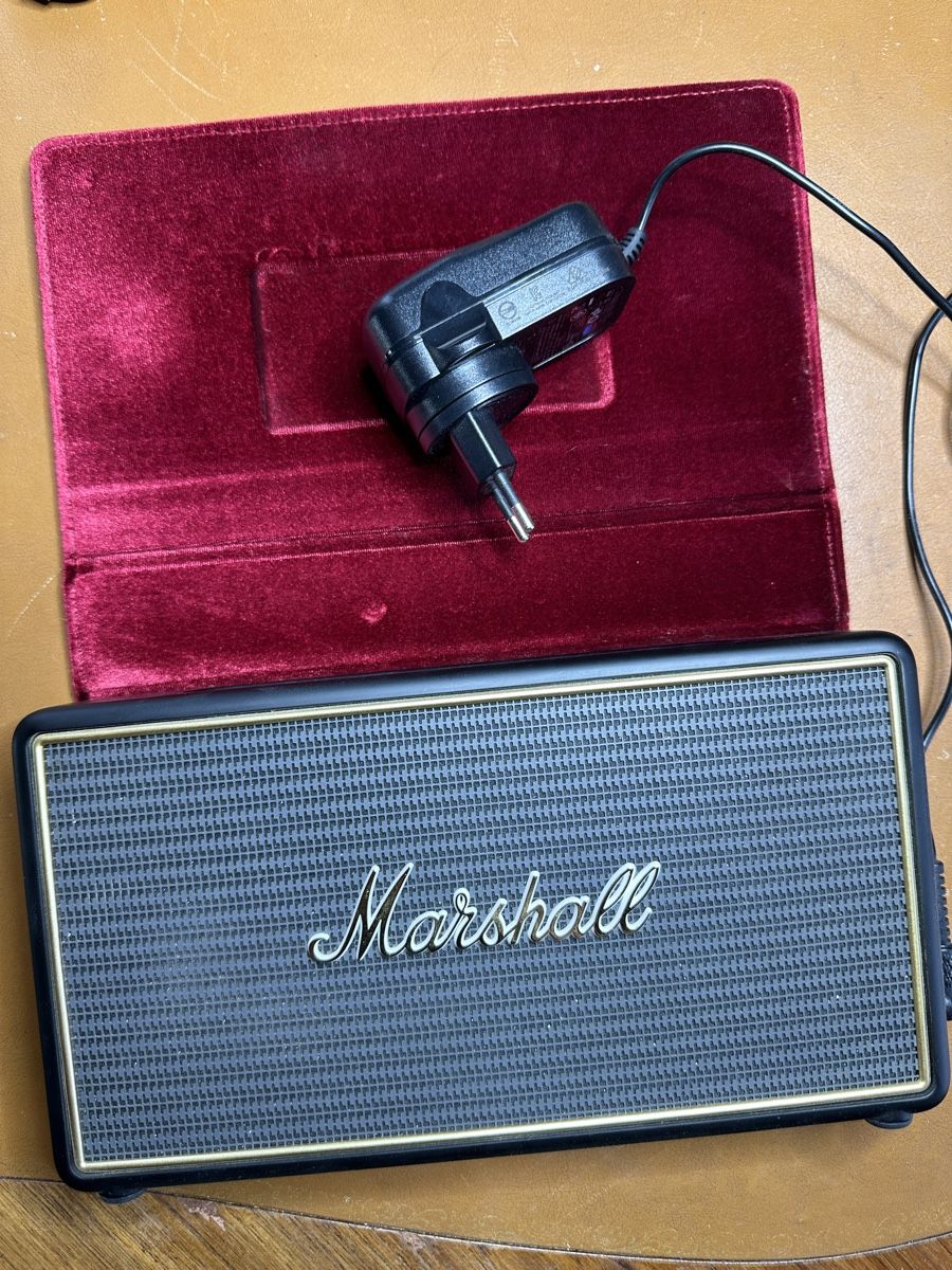 Marshall Lautsprecher: Marshal Stockwell 1 inkl. Case.   – Gebraucht aus Eschenz von Fischliauktion 3