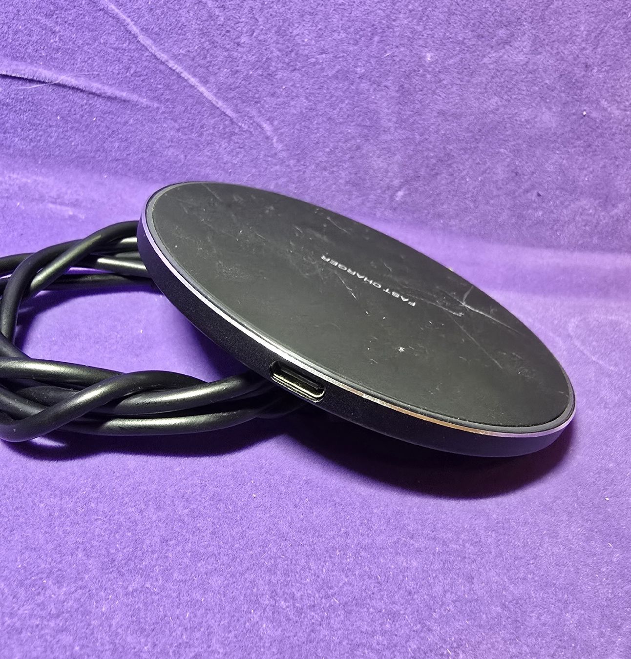 Caricabatterie: Wireless Charger – Kabelloses Ladepad USB-C – Usato da Wangs venduto da Restposten.Garage 1