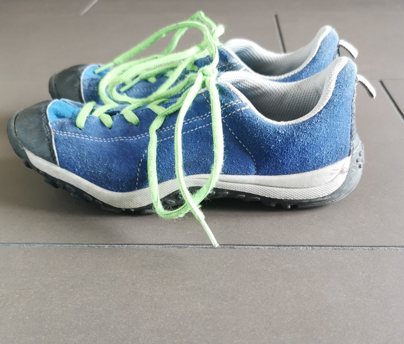 Scarpe per ragazzi: Trekkingschuhe Outdoor Schuhe, Gr. 37, blau – Usato da Jona venduto da Loki40 2