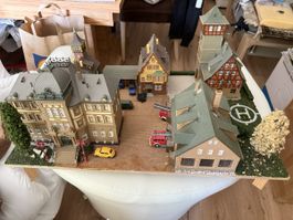 Diorama h0 1:87 Rettungsstation Polizei Feuerwehr beleuchtet