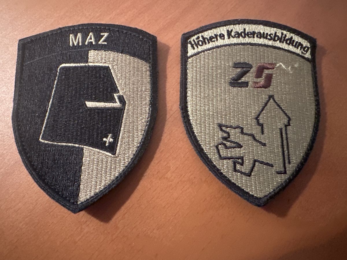 Schweizer Armee Patches: Armee Max – Gebraucht aus Morbio Inferiore von Ecod