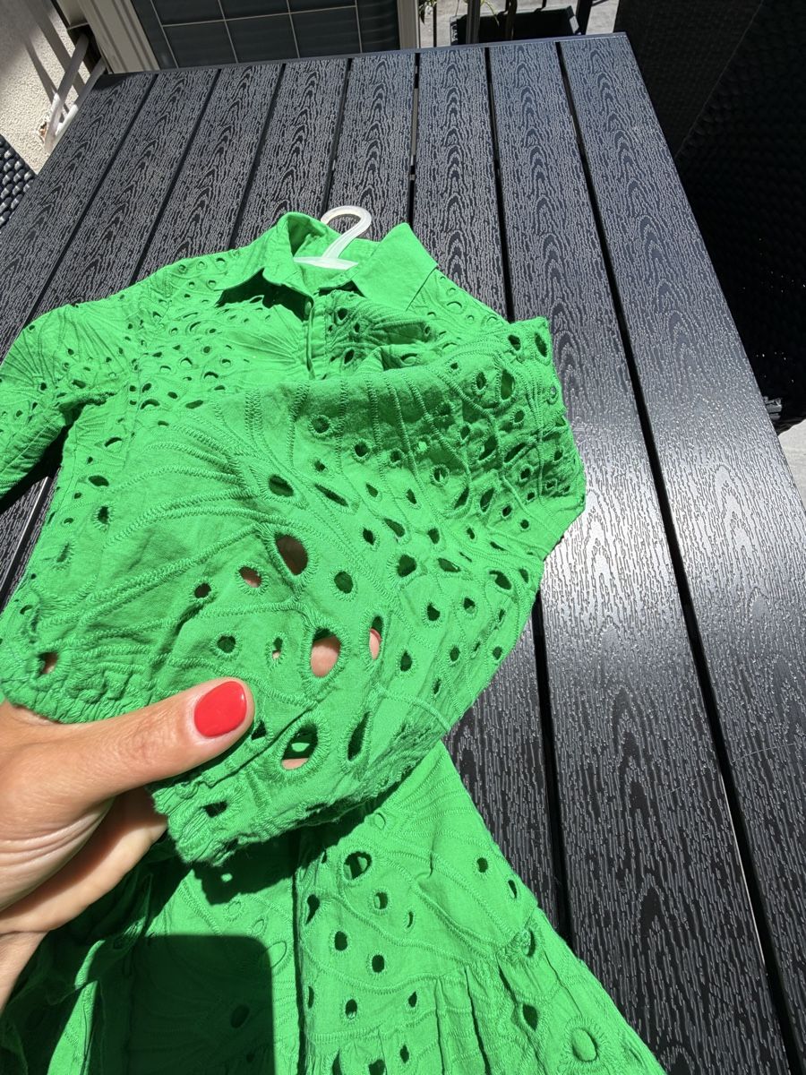 Zara Robes: Zara – D'occasion à Melide par ser_6qfy 4