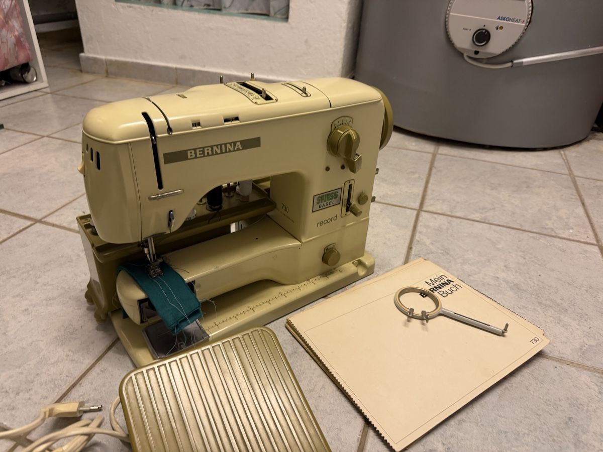 Bernina Macchine da cucire: Bernina Record 730 Nähmaschine  – Usato da Trimbach venduto da SABO-61 1