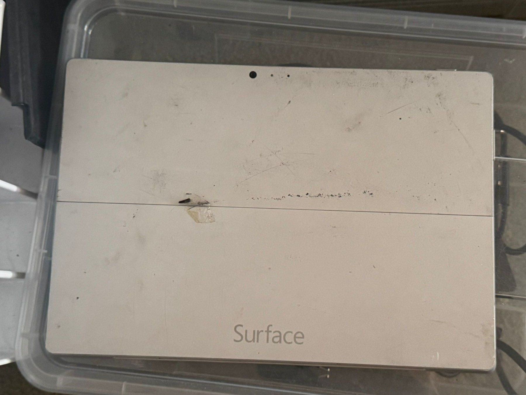 Microsoft Tablet PC: Surface Pro 3 - 64GB !! ungeprüft !! – Difettoso da Olten venduto da HoYa01 1