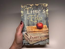 NOVEL: Pamela Hardshorne, Time's echo