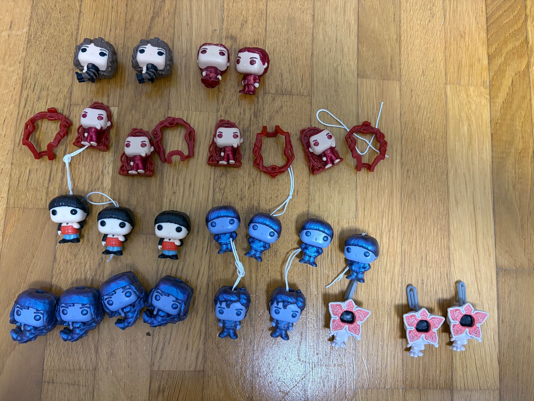 Figurines: Stranger Things Figuren aus einem Kinder Joy – Neuf (Voir description) à Chur par alv_2xr8