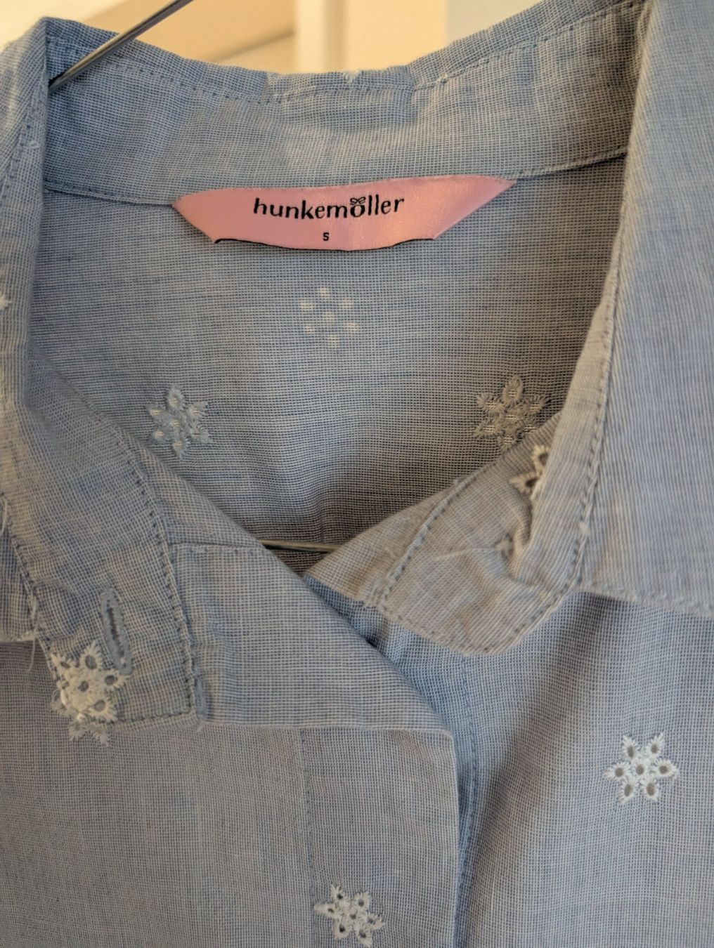 Hunkemöller Camicette: Hunkemöller Bluse, hellblau mit Blumenmuster, Grösse S – Usato da Zug venduto da sunshinestateofmind 2