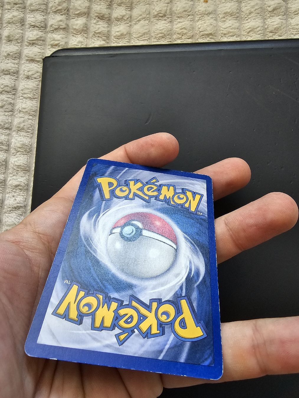 Pokémon Carte collezionabili: Weedle Pokemon Karte Shadowless Base Set – Usato da oberbuchsiten venduto da thug4 3